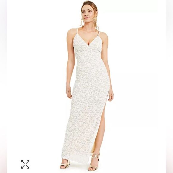 NWOT EMERALD SUNDAE | Juniors' Nude Slim Allover Lace Overlay Side-Slit Gown XL - Picture 1 of 11